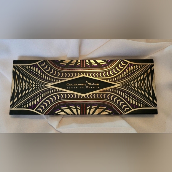 Coloured Raine Queen of Hearts - Picture 9 of 12